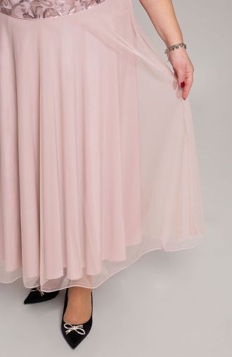 Proginė rožinė suknelė su blizgančiais nėriniais