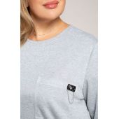 Šviesiai pilkas megztinis su kišene