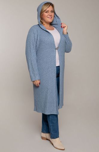 Mėlynas megztinis su sidabro siūlais