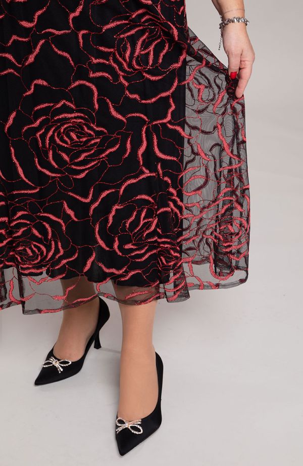 Dilga brokato suknelė raudona rožė