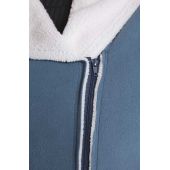 Mėlynas džemperis su dirbtiniu avikailiu