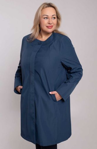 Elegantiškas tamsiai mėlynos spalvos paltas