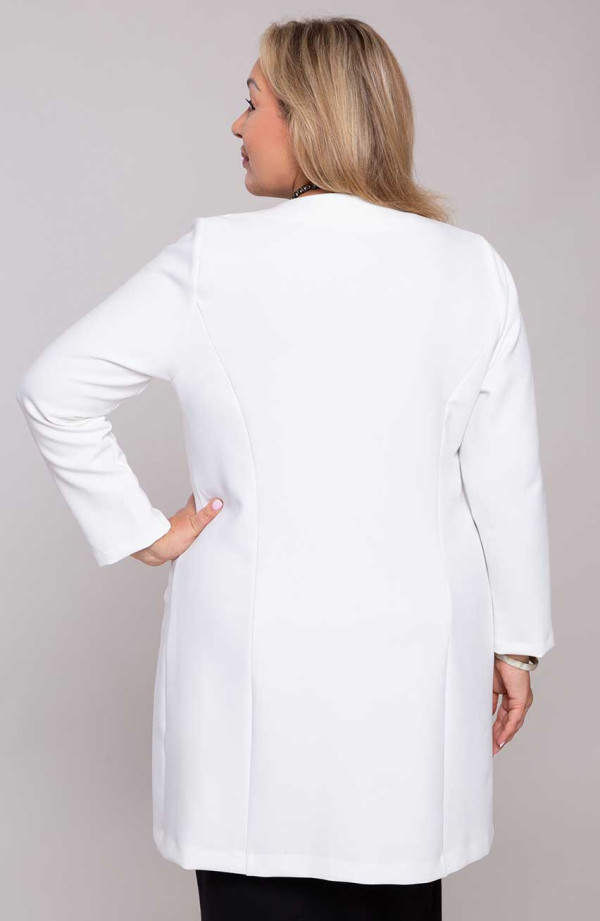 Elegantiškas baltas paltas