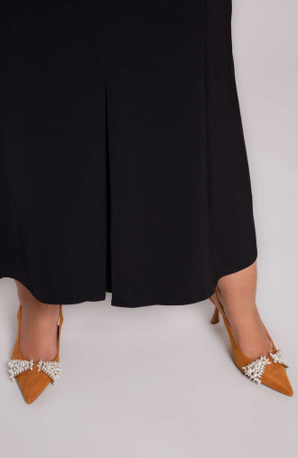 Juodas tulpinis sijonas su skeltuku