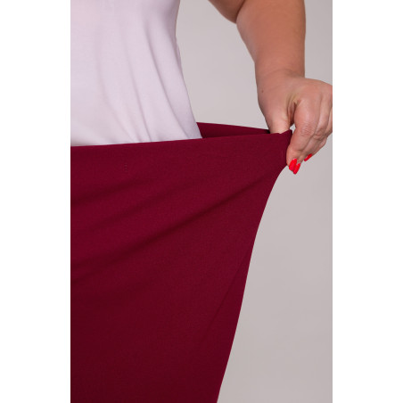 Klasikinis bordo spalvos sijonas