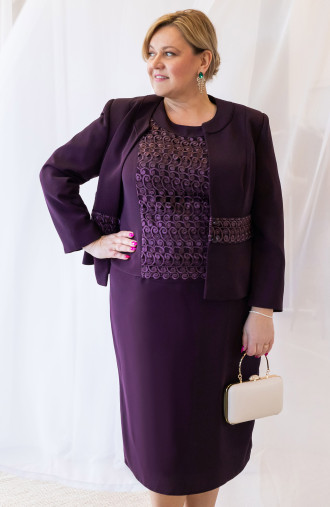 Elegantiškas violetinis kostiumėlis su nėriniais