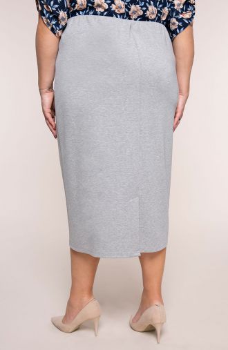 Ilgesnis elegantiškas šviesiai pilkas sijonas
