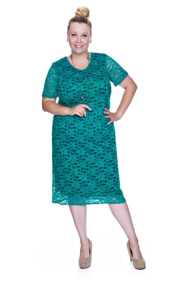 Žalia nėrinių suknelė trumpomis rankovėmis