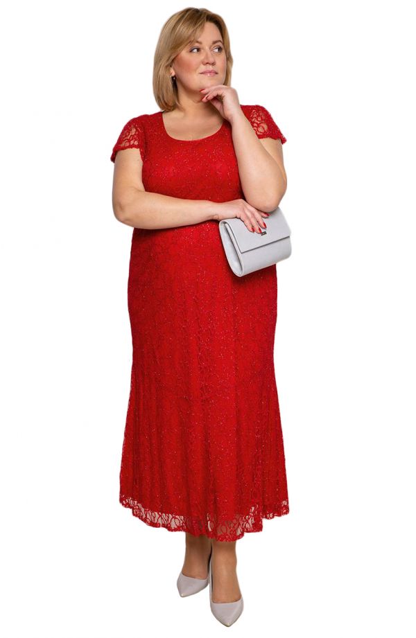 Nėriniuota raudona suknelė